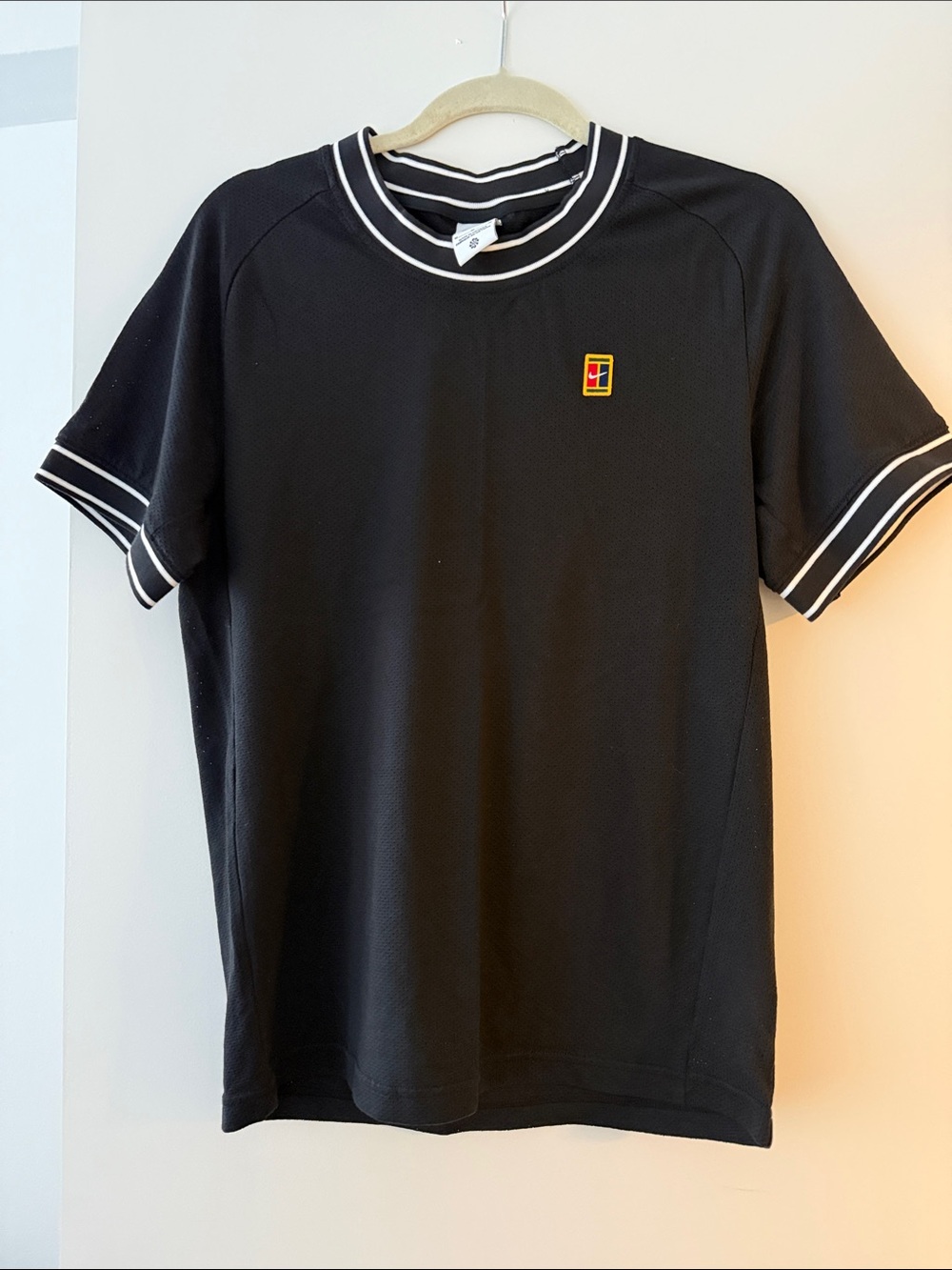 Nike Black Men's Crewneck Sport Tee with Contrast Trim